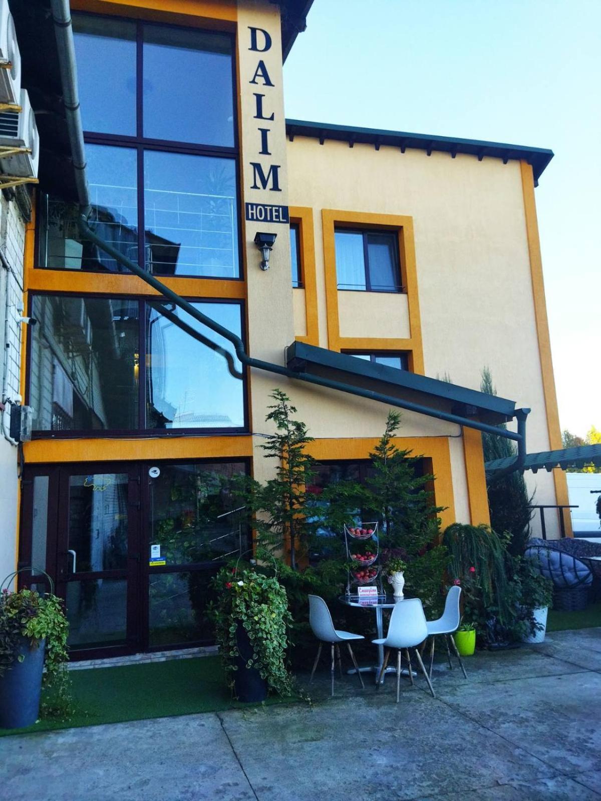 Dalim Hotel Duliby Exterior photo